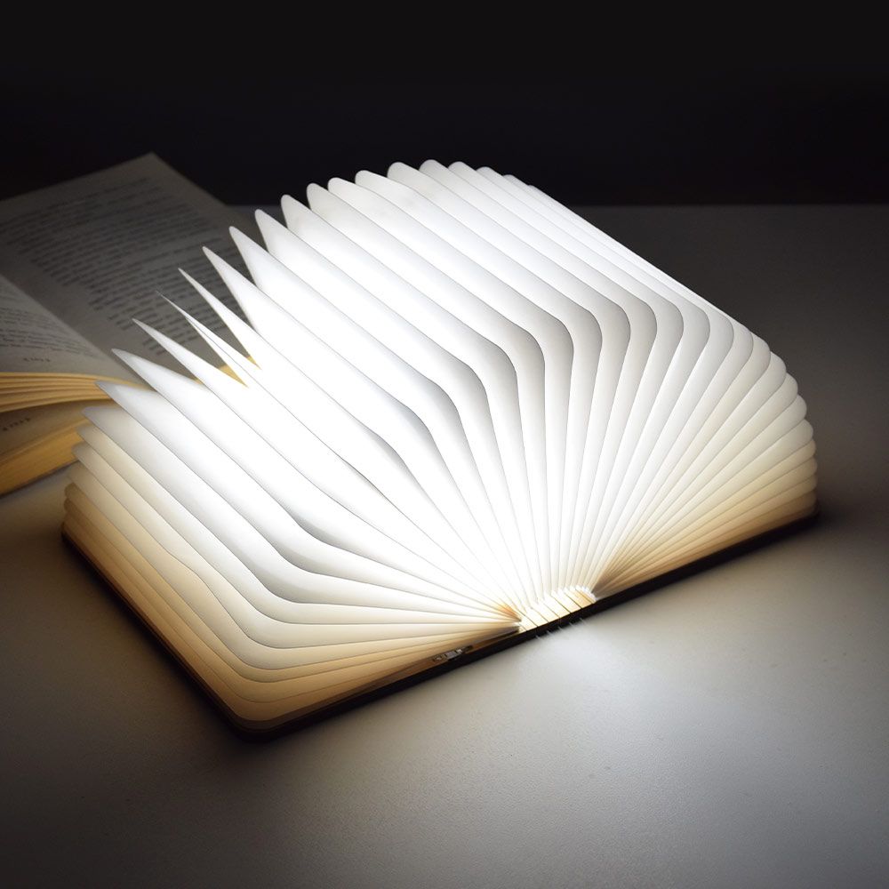 LED книга - лампа във формата на сгъваема книга
